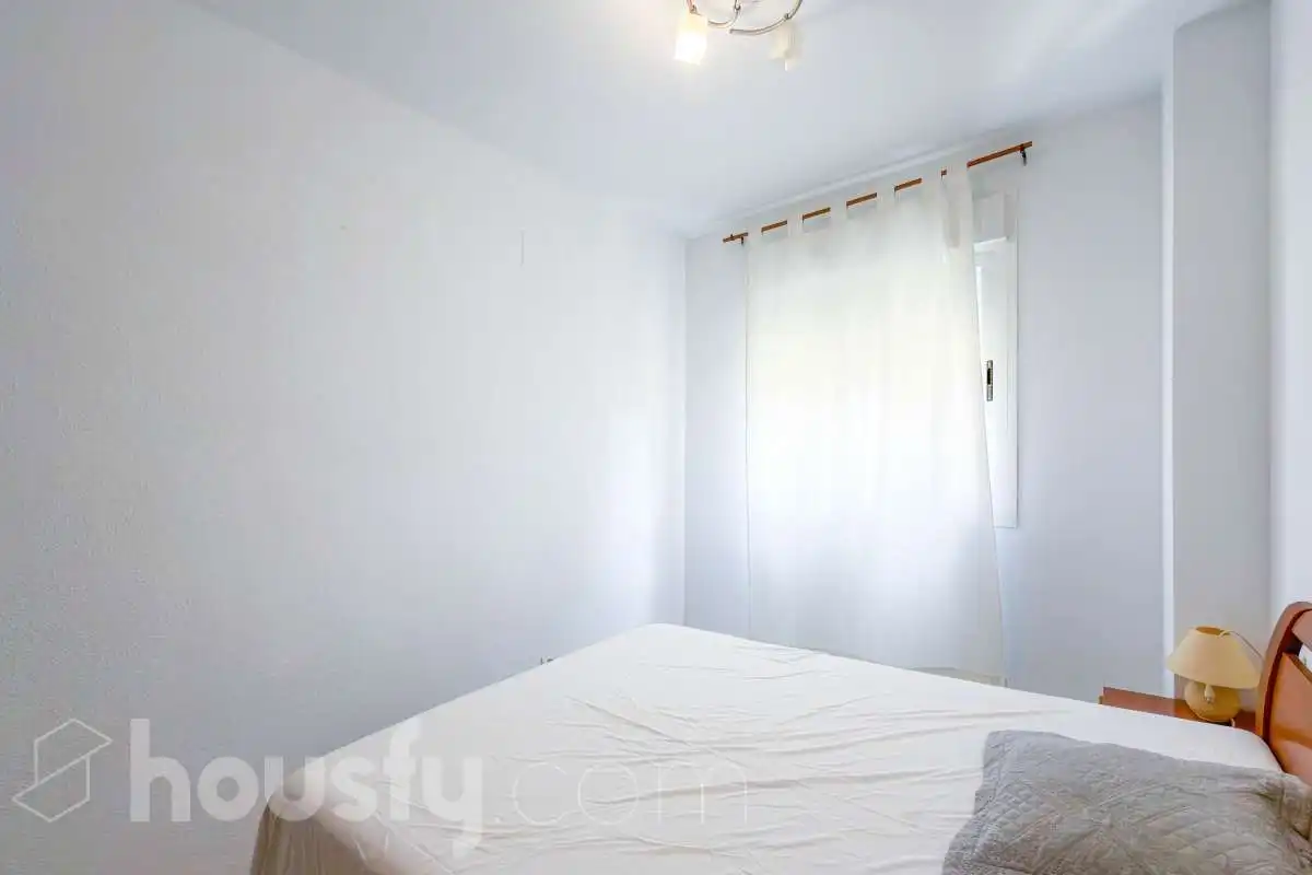Bedroom of Flat for rent in Oropesa del Mar / Orpesa  with Air Conditioner, Terrace and Balcony
