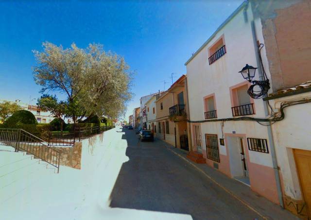 Casa adosada en Venta en Calle Don Benito, 12 en Minglanilla