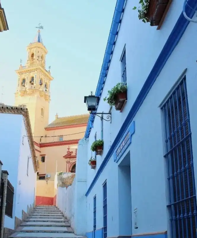 Exterior view of Buildings for sale in Alcalá de Guadaira