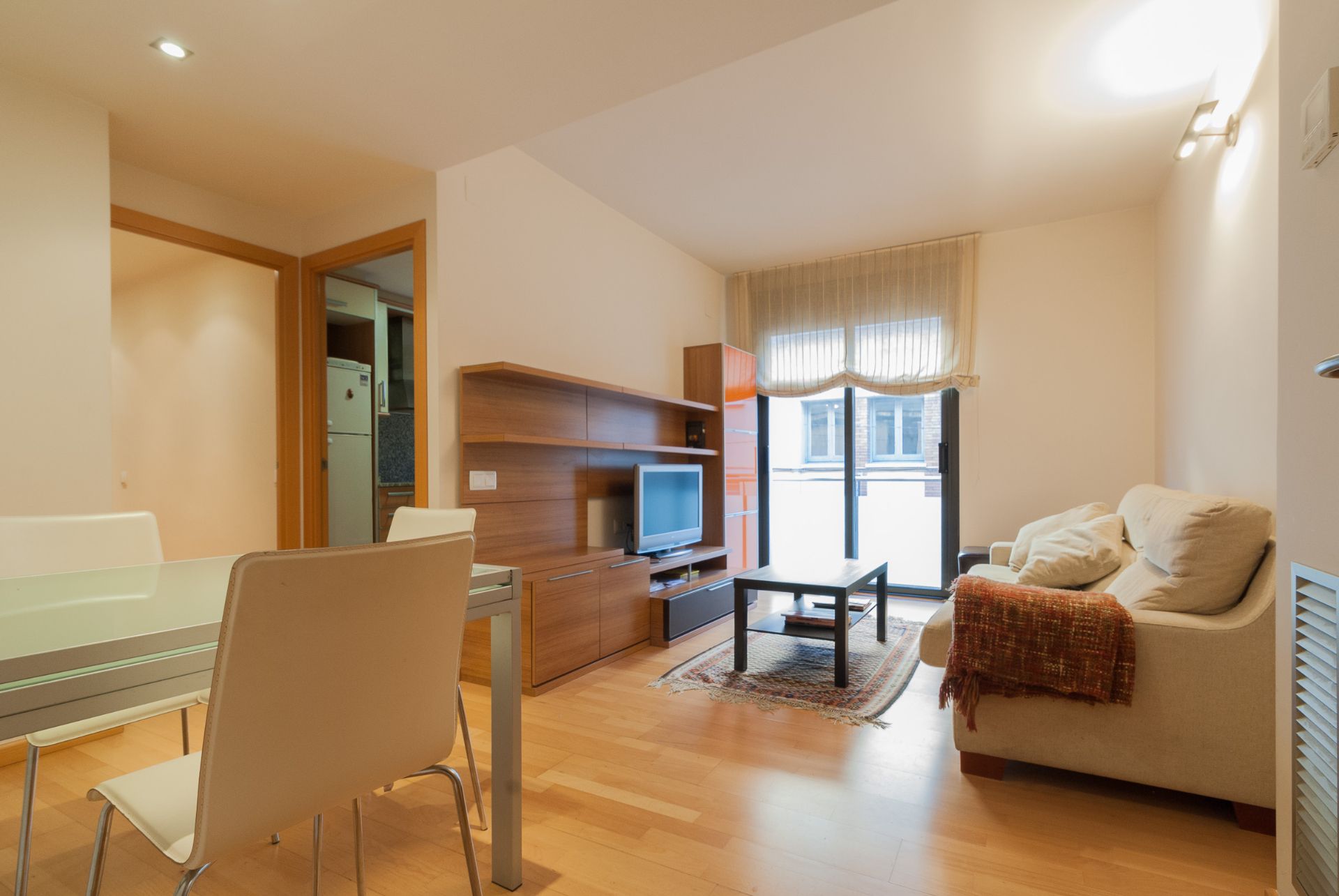 Sala d'estar de Pis en venda en  Barcelona Capital amb Aire condicionat, Parquet i Moblat