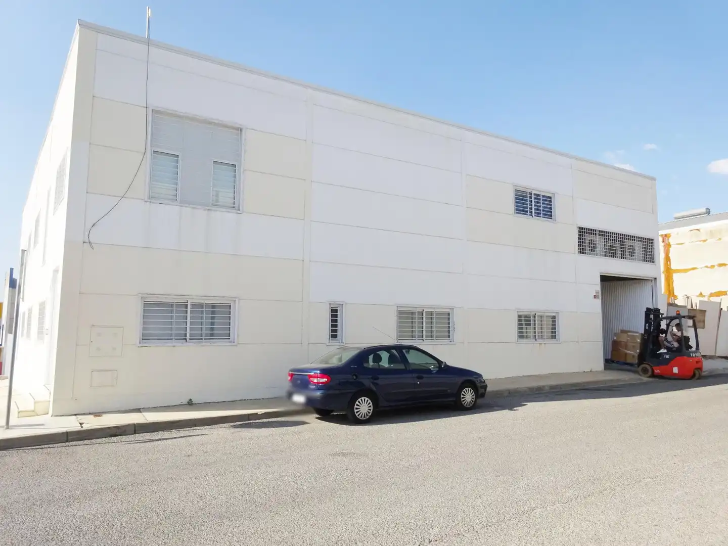 Nave industrial en venta en Calle HERREROS, El Viso del Alcor
