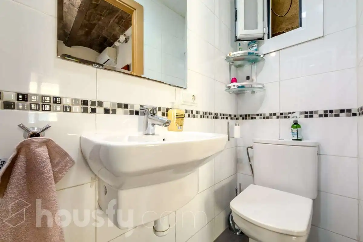 Baño de Piso en venta en Barcelona con Aire acondicionado, Parquet y Amueblado