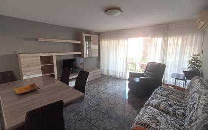 Sala d'estar de Apartament en venda en Cambrils amb Aire condicionat i Terrassa