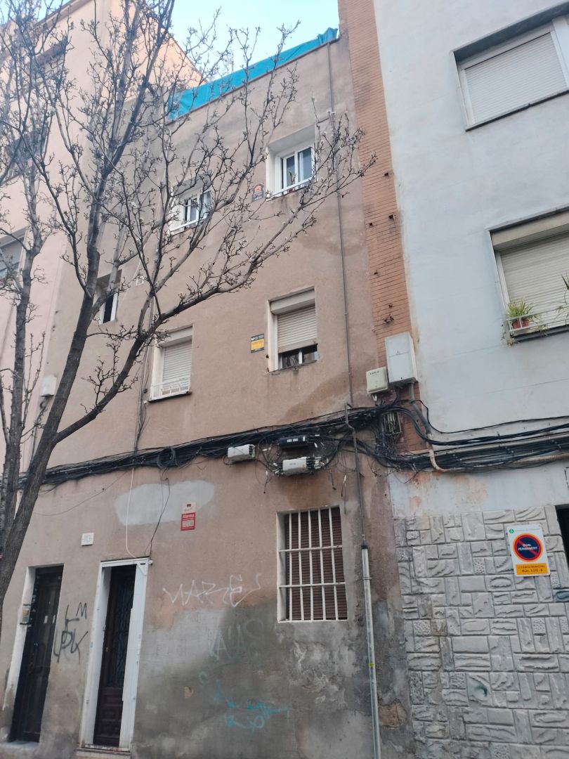 Piso en venta en Carrer Mare de Déu dels Desemparats, La Torrassa, Collblanc - La Torrassa
