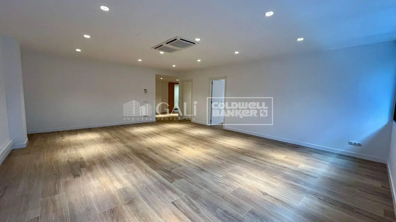 Büro mit Aufzug zur Miete in Carrer Sant Salvador 10, imagen 3