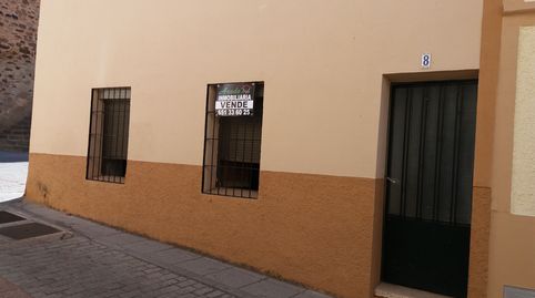 VIVIENDA CON PATIO. C/ JUAN XXIII, 8. ALISEDA.