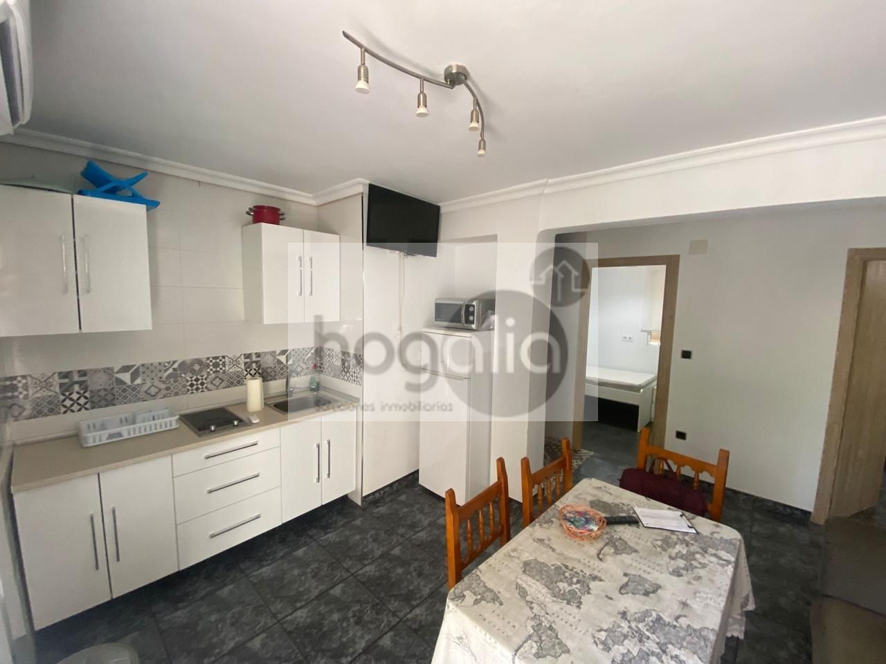 Kitchen of Flat to rent in  Sevilla Capital  with Air Conditioner, Terrace and Furnished