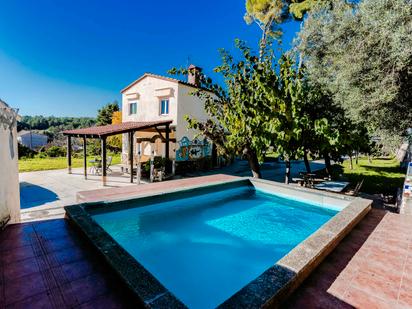 Piscina de Casa o xalet en venda en El Catllar  amb Calefacció, Jardí privat i Terrassa