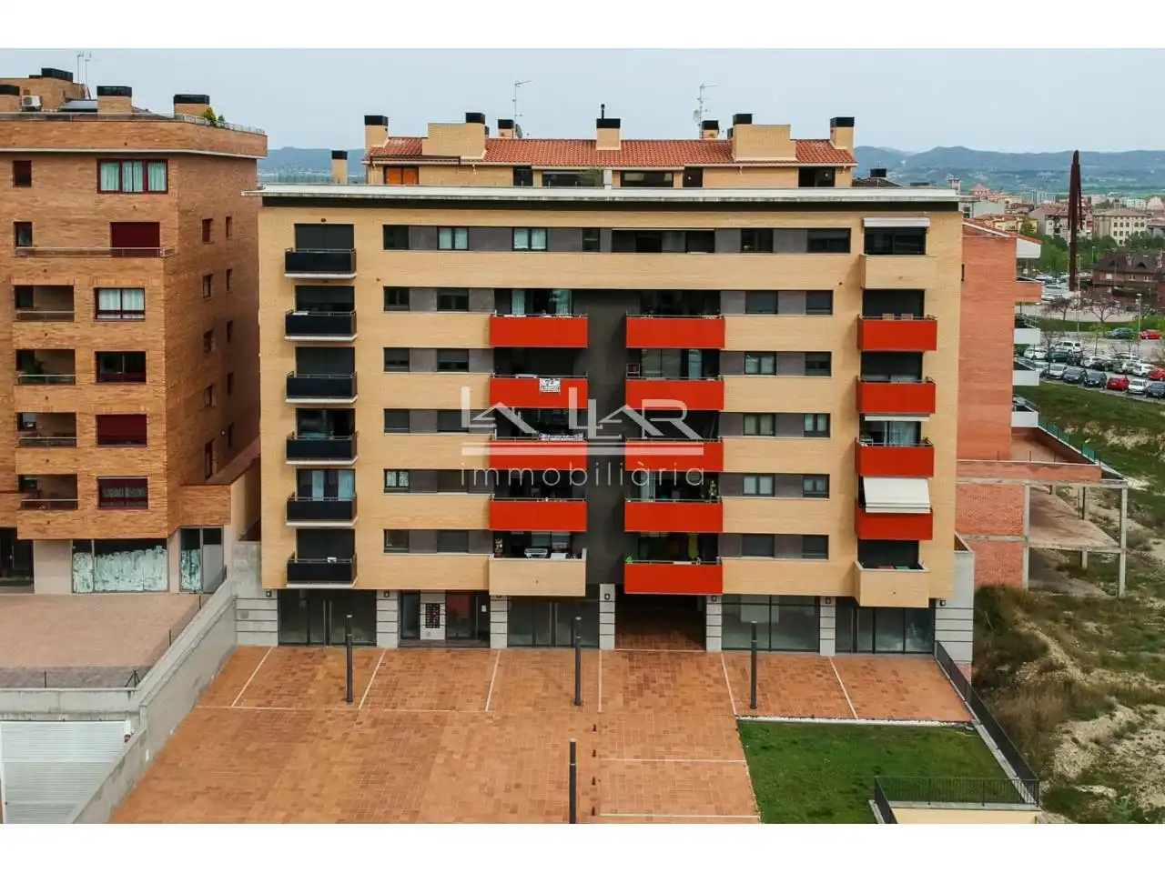 Exterior view of Duplexes for sale in Vic  with Air Conditioner, Heating and Parquet flooring