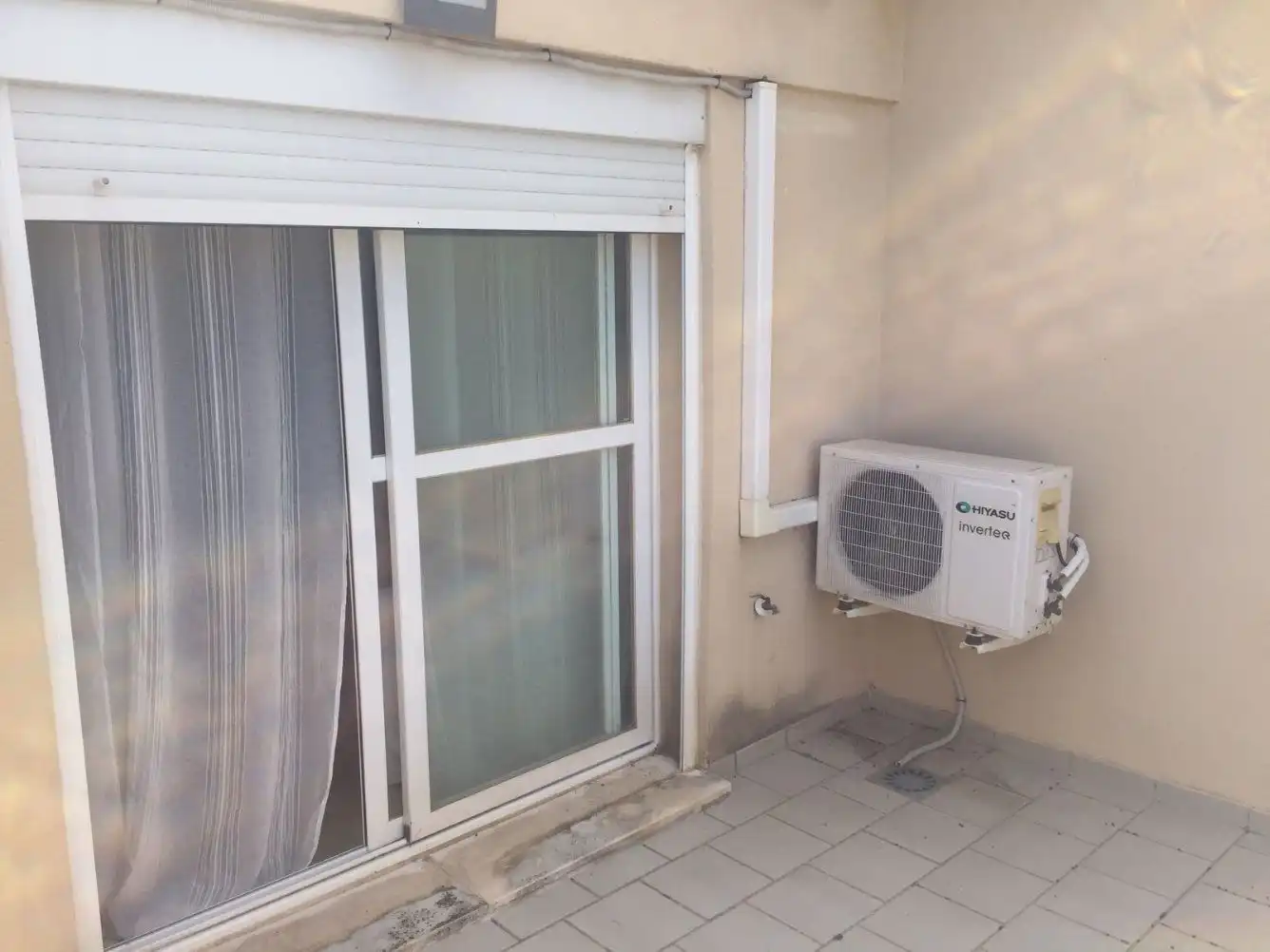 Terrassa de Dúplex de lloguer en Algeciras amb Aire condicionat, Moblat i Piscina comunitària
