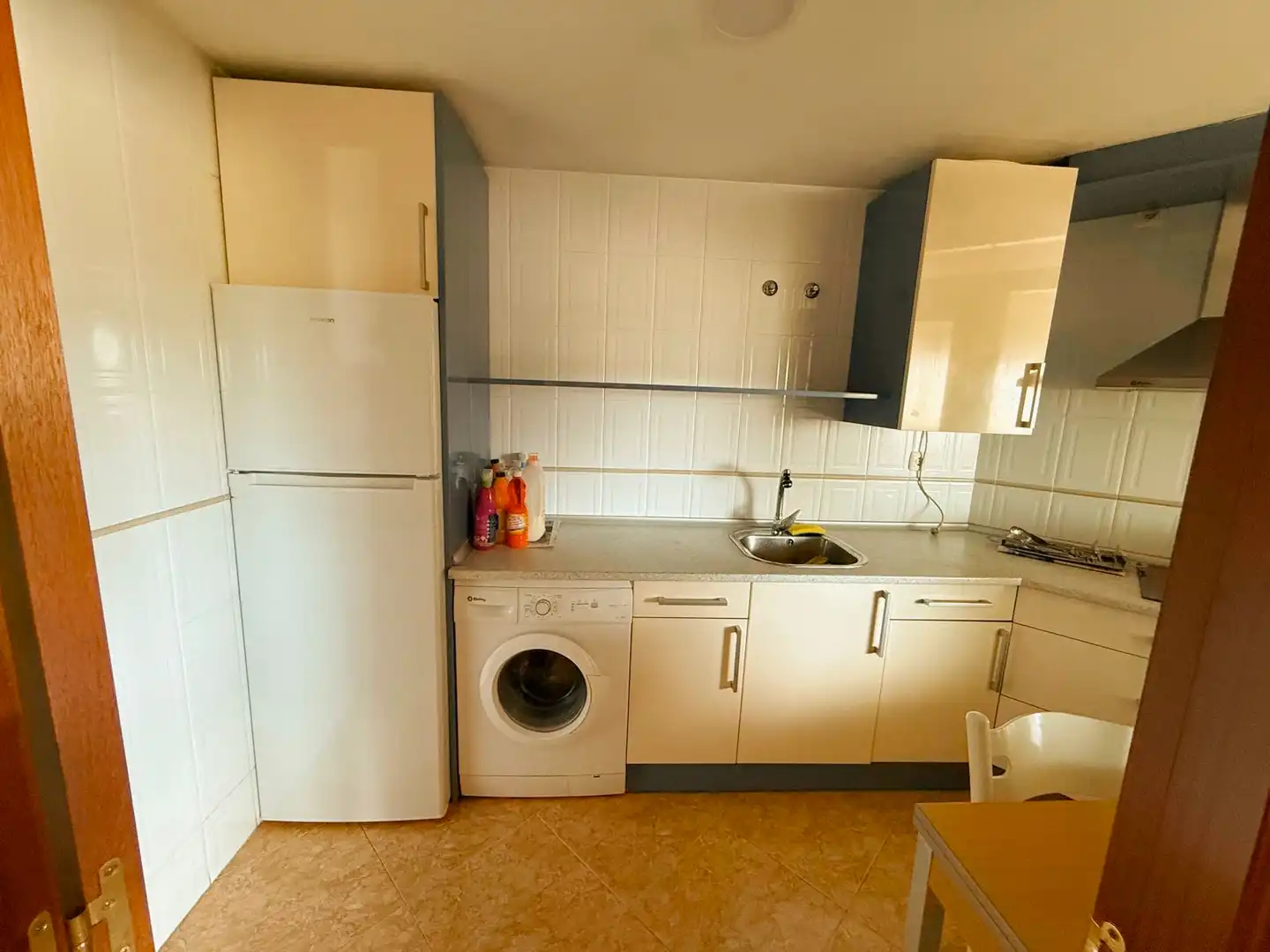 Kitchen of Ground floor for rent in Palencia  with Heating, Parquet flooring and Storage room