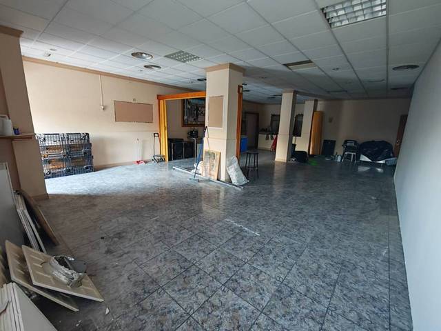 Local comercial en Alquiler en Huétor Tájar