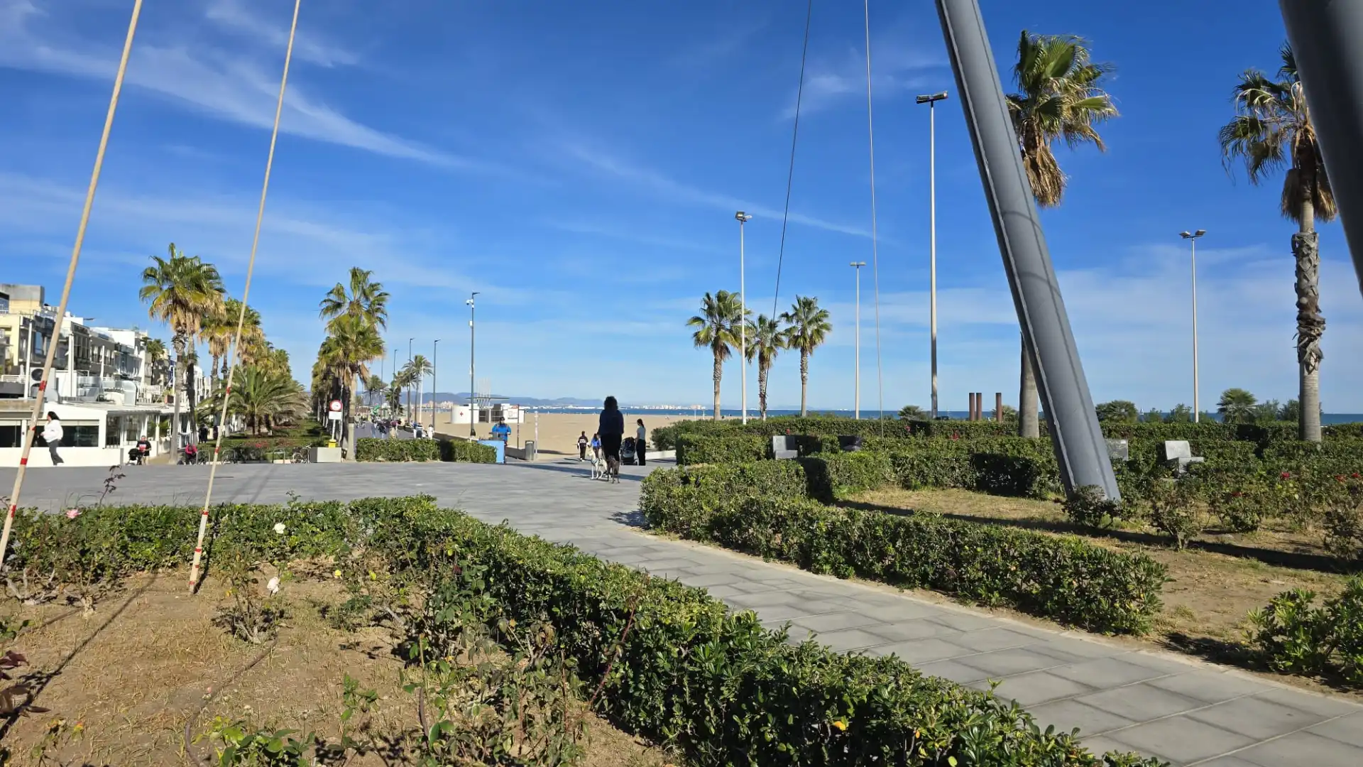 Exterior view of Flat for rent in Valencia  with Air Conditioner, Heating and Oven
