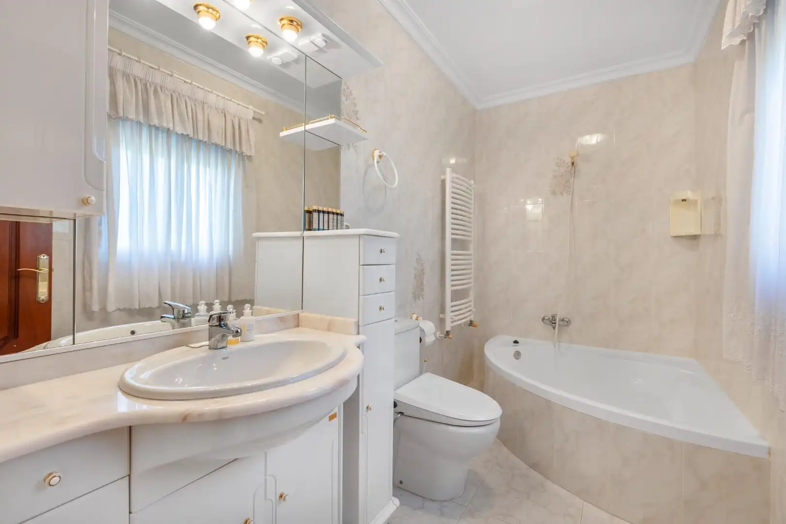 Casa o chalet en venta en Calle de Segovia, Doña Pepa