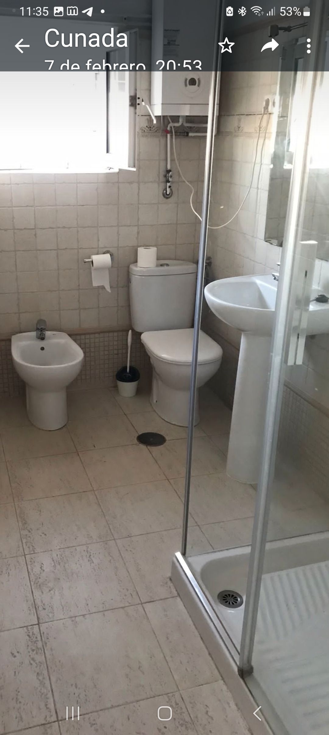 Bathroom of Flat to rent in  Sevilla Capital  with Air Conditioner, Terrace and Furnished