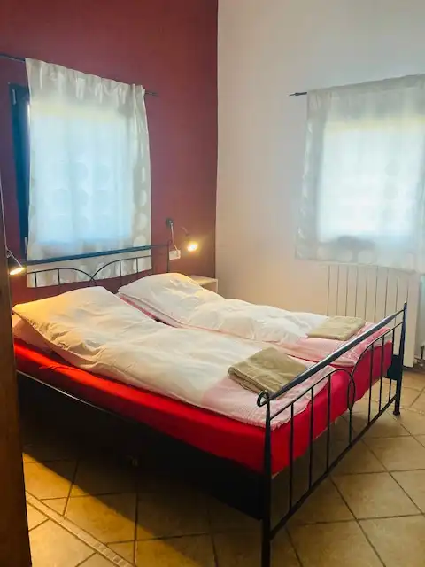 Inmuebles singulares con piscina en venta en Alozaina, imagen 13