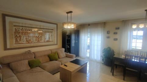 Foto 3 de Casa adosada en venda a Calle Robles, Guadalix de la Sierra, Madrid