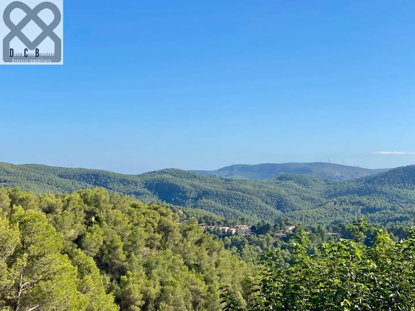 Vista exterior de Casa o xalet en venda en Corbera de Llobregat, Barcelona
