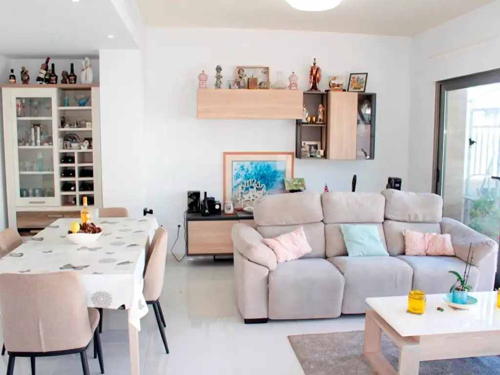 Haus mit Pool zum Verkauf in Calle la Paz, imagen 2