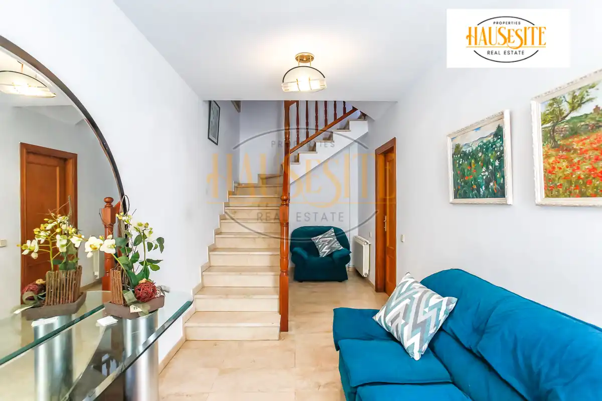 Houses for sale in Vilanova i la Geltrú  with Heating, Terrace and Balcony