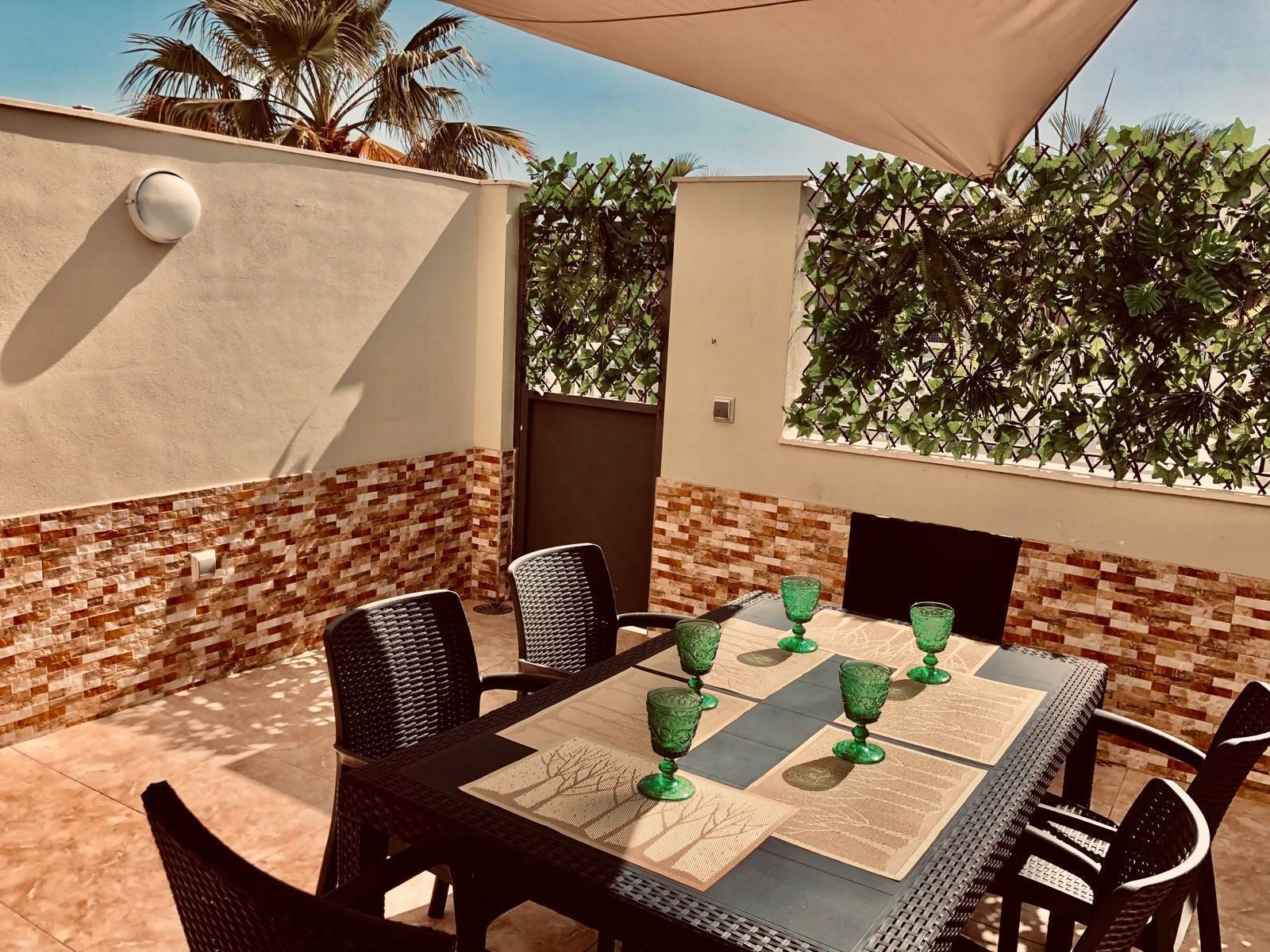 Casa adosada en venda a Calle Beirut, Playa Fañabé Alto