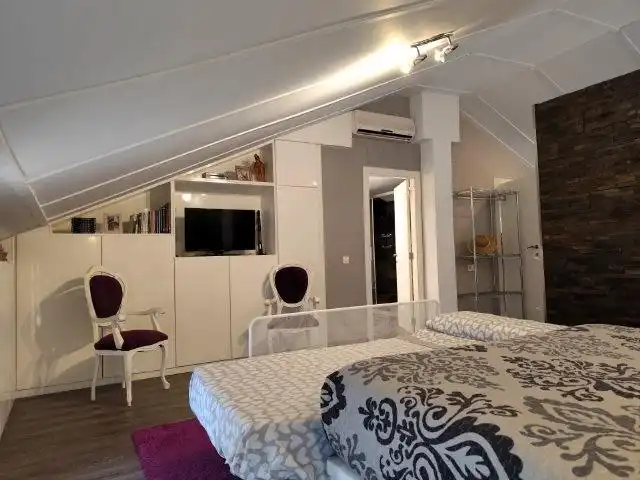 Dormitori de Casa adosada en venda en Alaquàs amb Aire condicionat, Terrassa i Traster