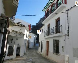 Vista exterior de Casa adosada en venda en Almedinilla amb Aire condicionat, Traster i Internet