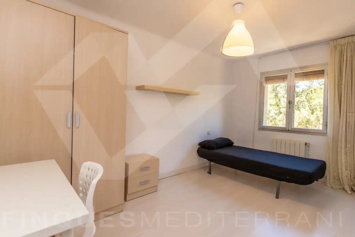 Schlafzimmer von Wohnung zur Miete in Tarragona mit Klimaanlage, Heizung und Parkett