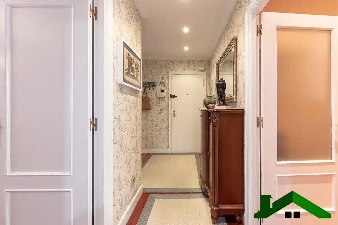 Flat with lift for sale in Calle Islas Canarias, imagen 2