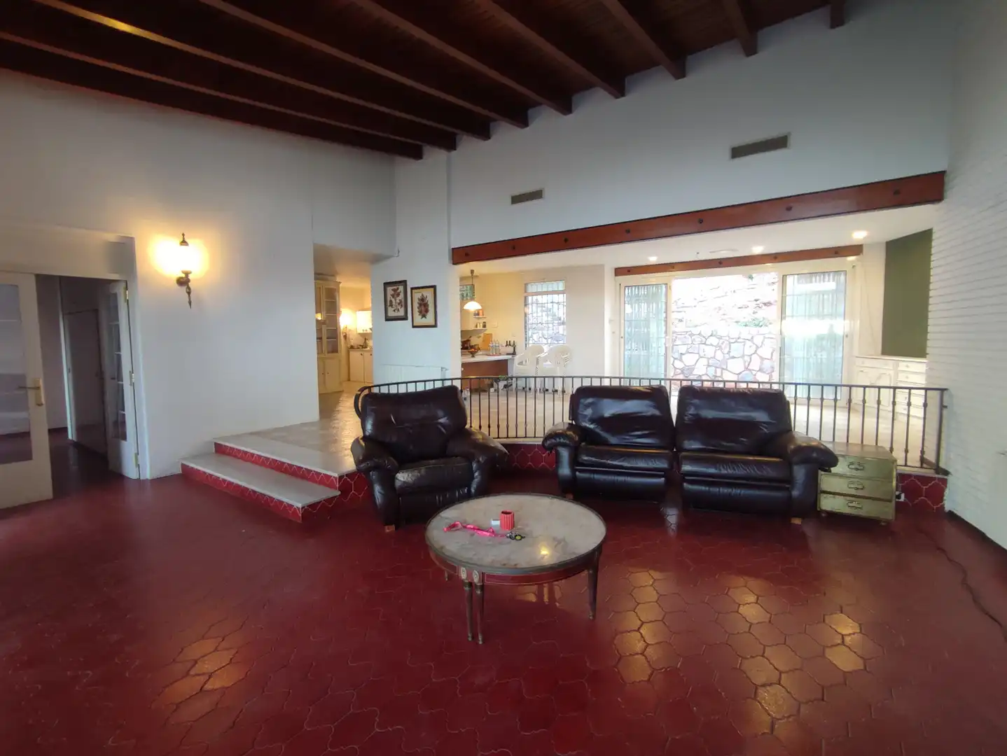 Sala d'estar de Casa o xalet en venda en Pallejà amb Aire condicionat, Calefacció i Jardí privat