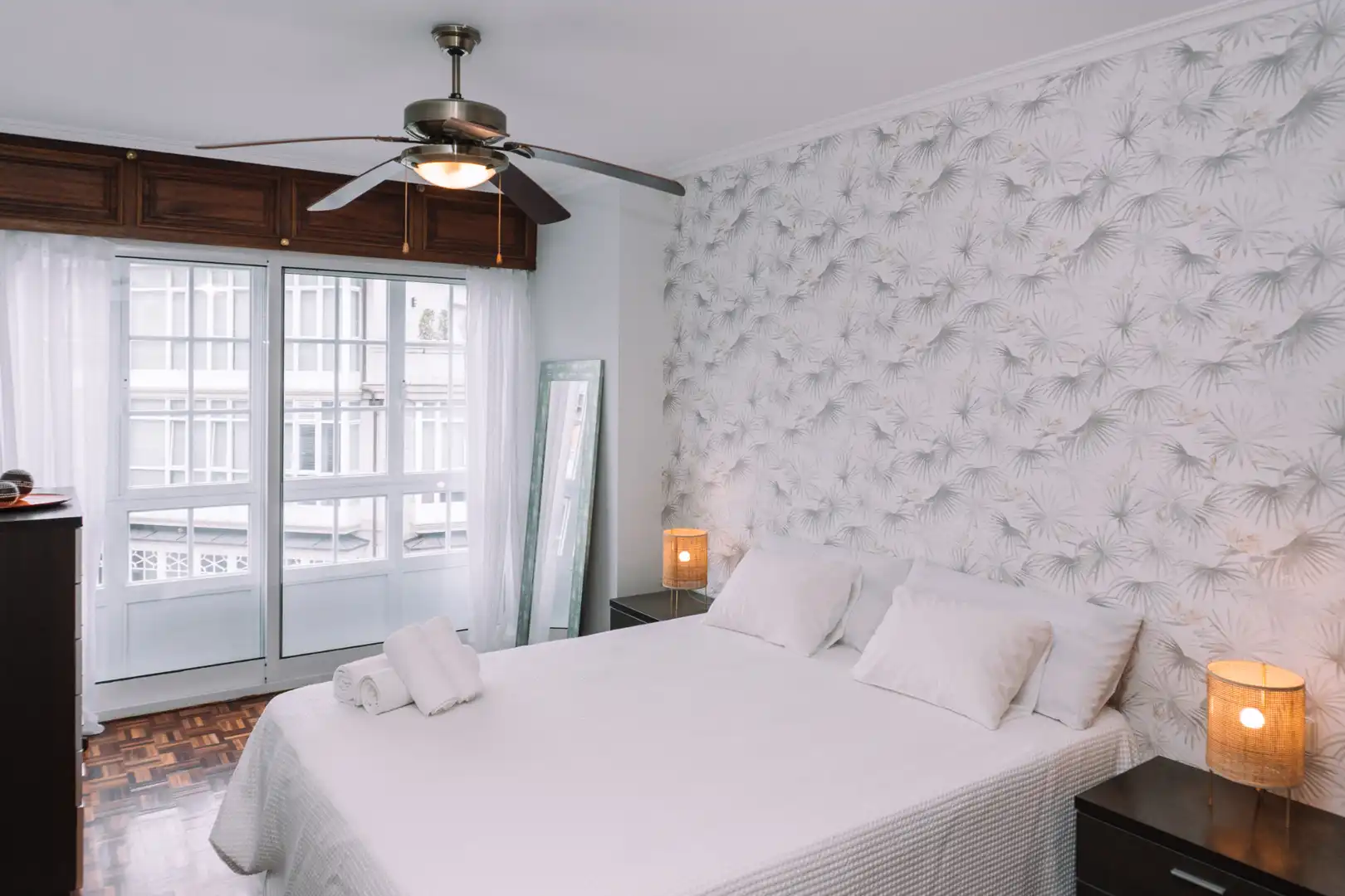 Bedroom of Flat for rent in Vigo   with Heating, Parquet flooring and Terrace