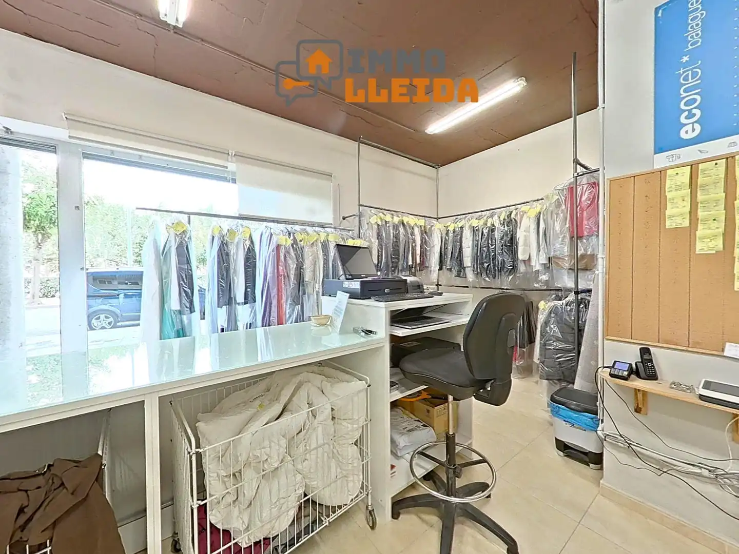 Local comercial de lloguer a Avenida Avinguda Països Catalans 43, imagen 11