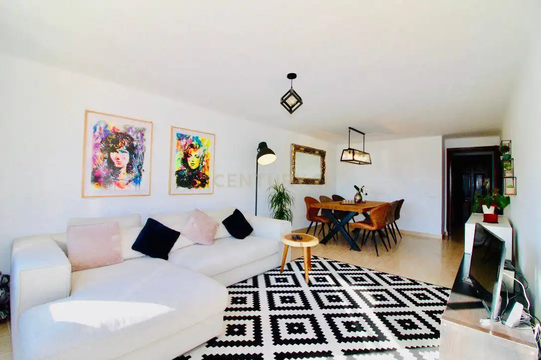 Sala de estar de Apartamento en venta en Santa Eulària des Riu