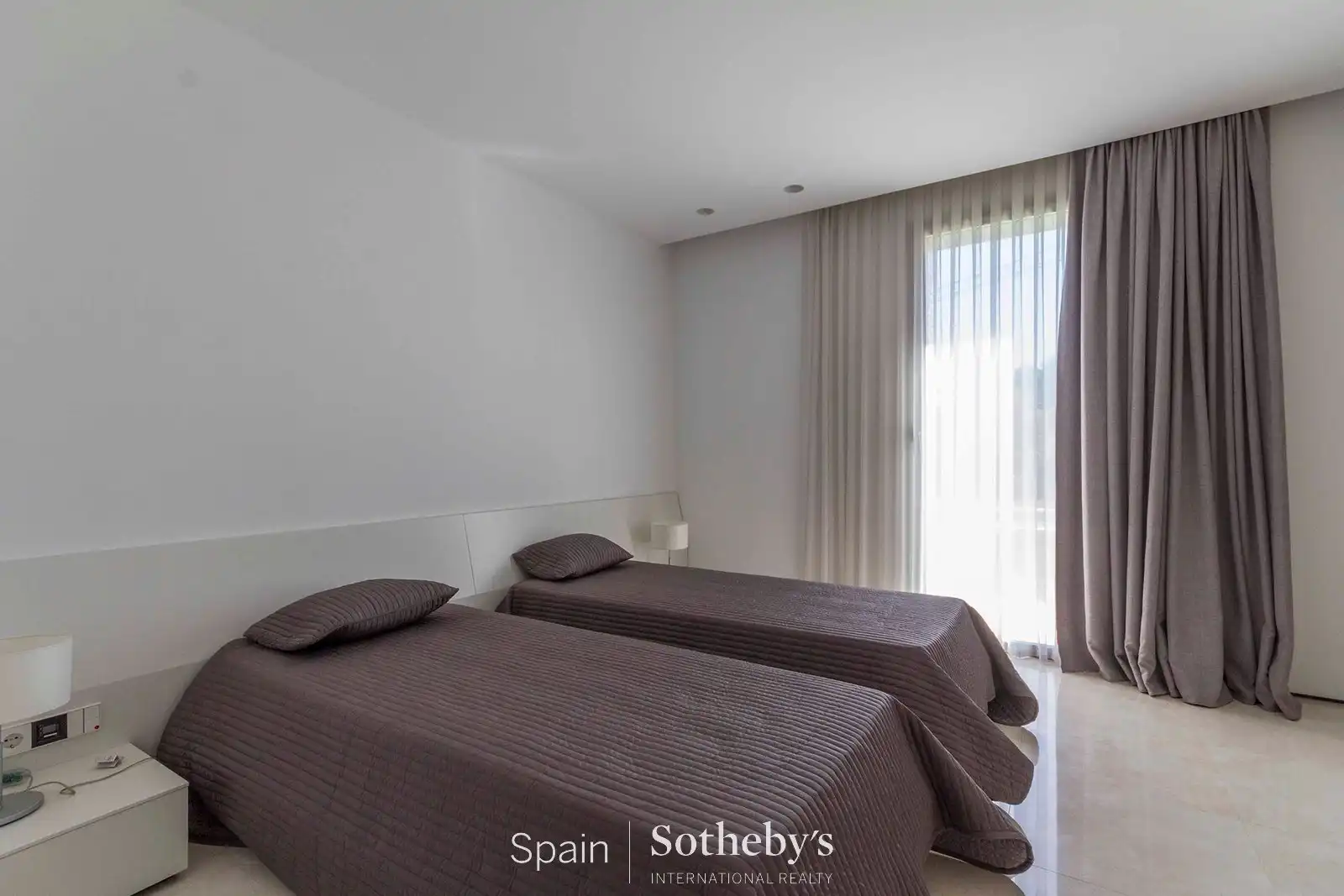Habitación de Casa o chalet en venta en Madrid con Aire acondicionado, Calefacción y Jardín privado