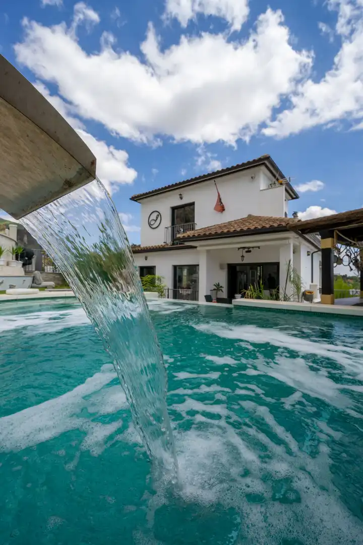 Piscina de Casa o xalet en venda en Casarabonela amb Calefacció, Jardí privat i Terrassa