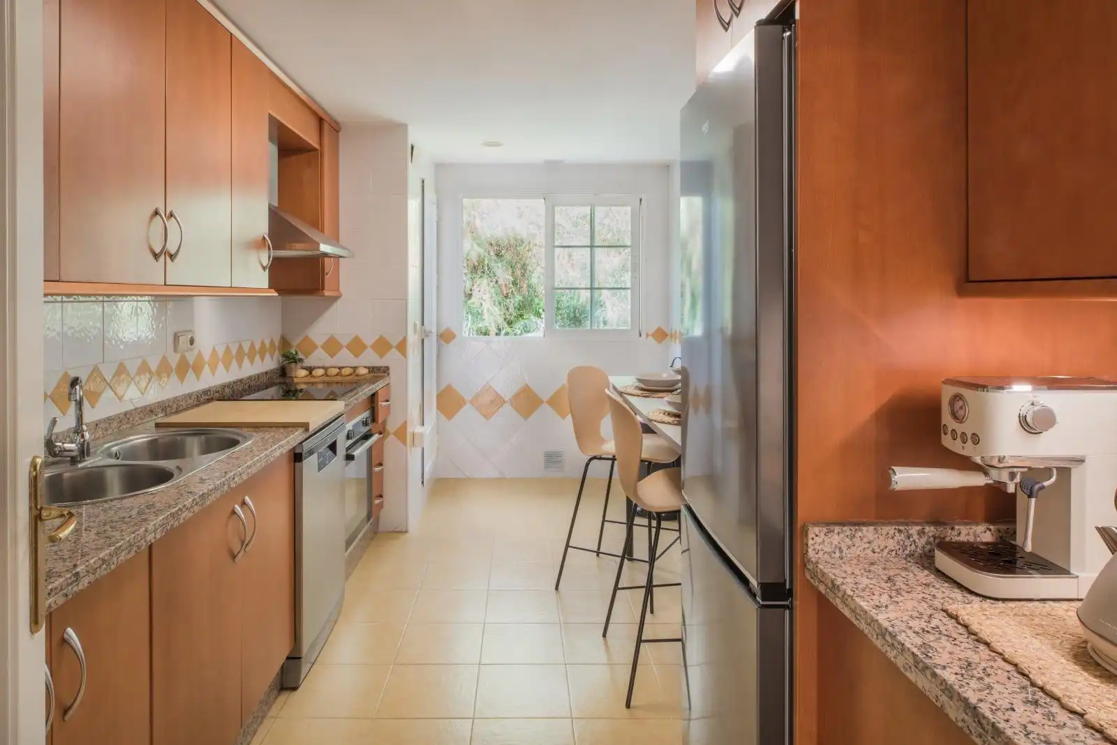 Kitchen of Flat for sale in Marbella  with Air Conditioner, Terrace and Furnished