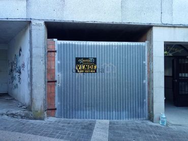 Gewerbefläche zum Verkauf in Boiro
