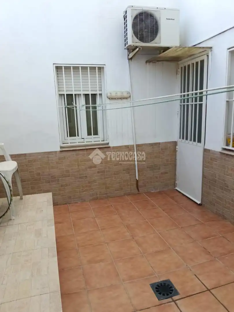 Bedroom of Flat for sale in Baeza  with Air Conditioner