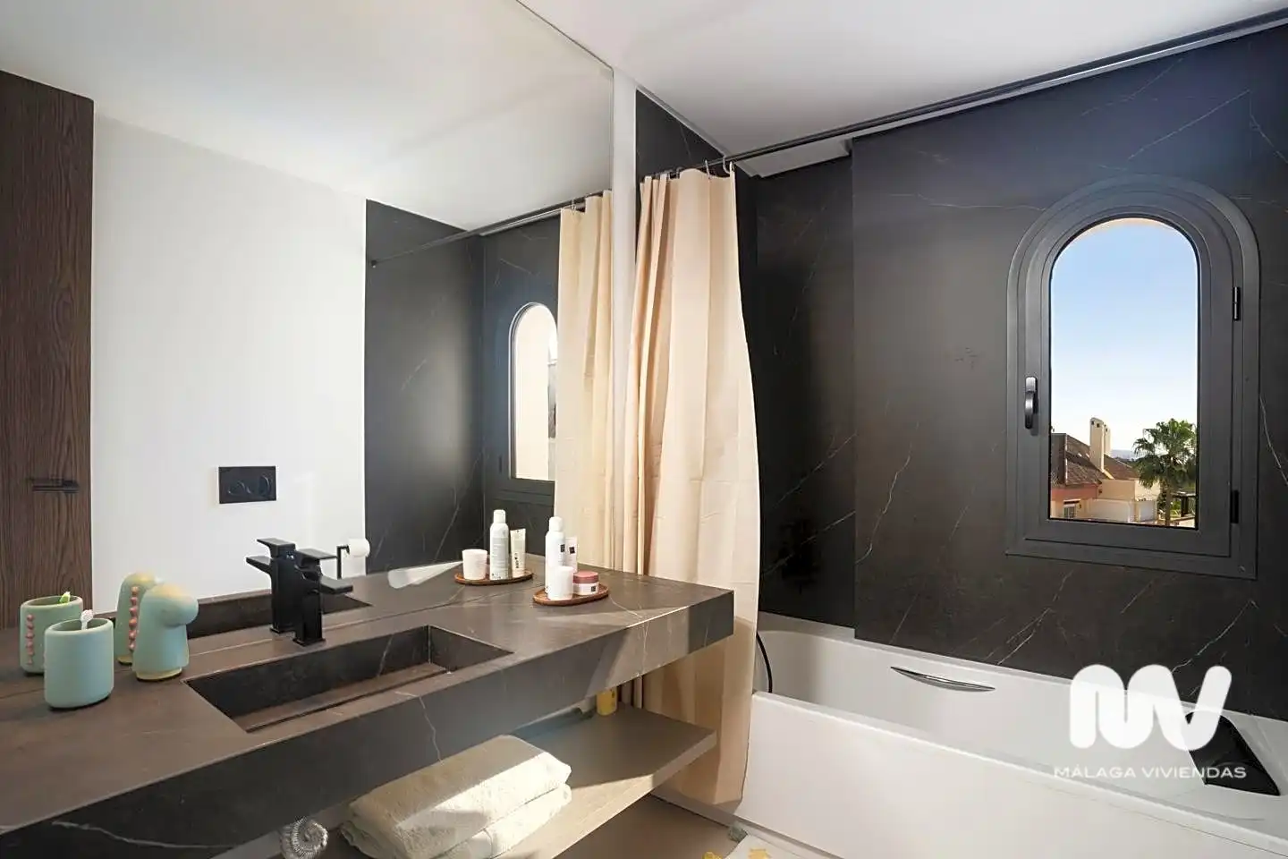 Dúplex con piscina en venta en Milla de Oro, imagen 9