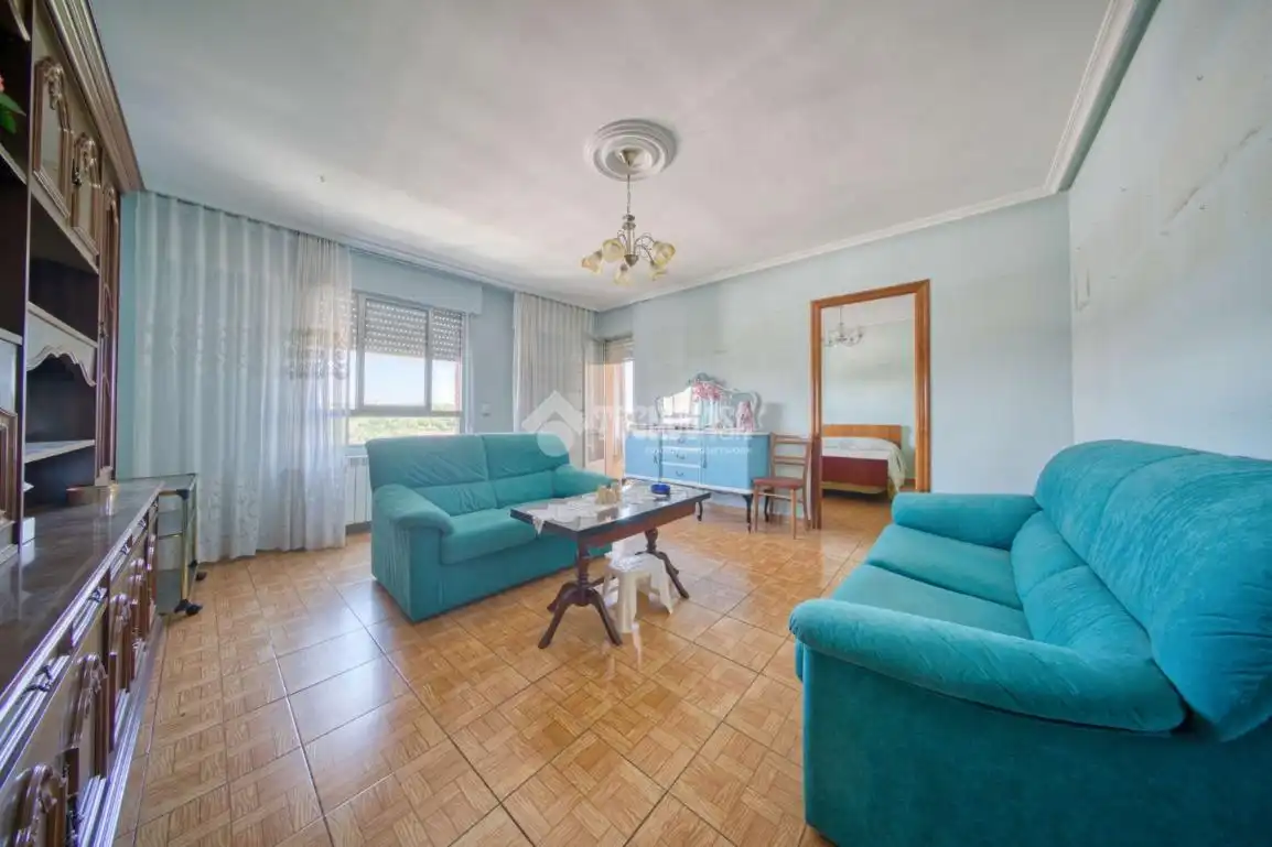 Living room of Flat for sale in Valladolid  with Heating