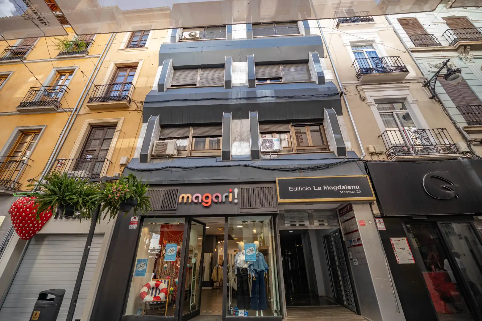 Local comercial en venta en Calle Mesones 33, imagen 2