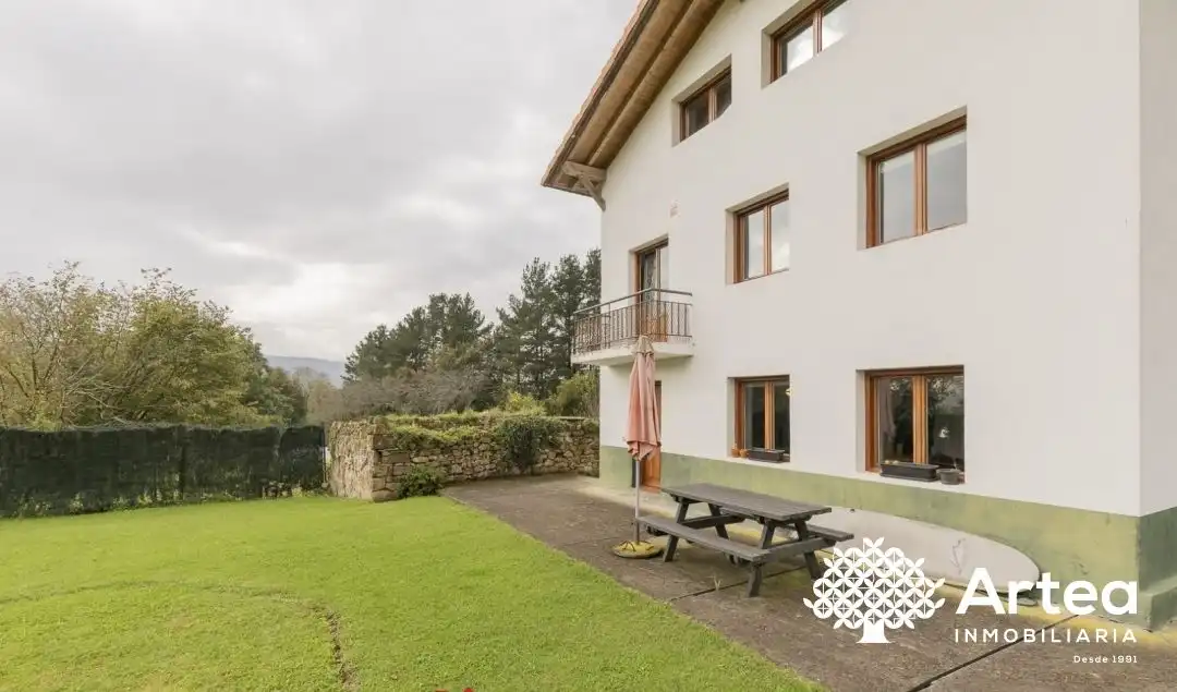 Exterior view of Detached homes for sale in Lezama  with Heating, Private garden and Terrace