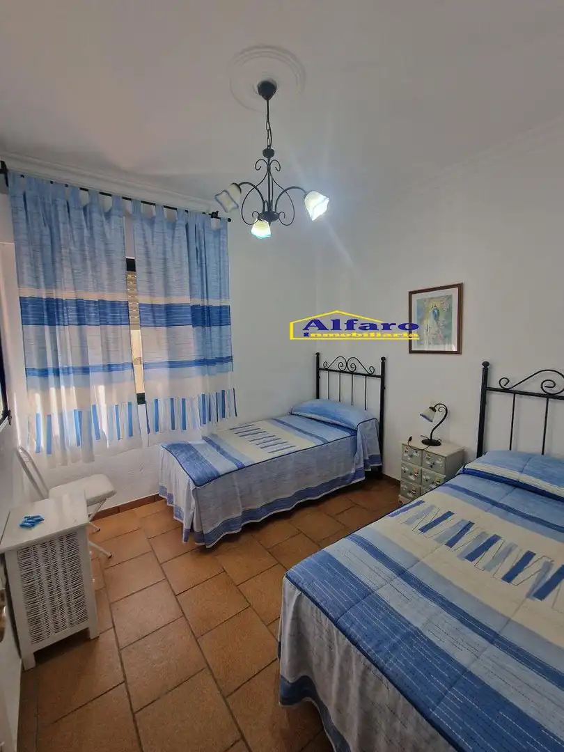 Dormitori de Casa o xalet en venda en Almonte amb Aire condicionat, Terrassa i Piscina