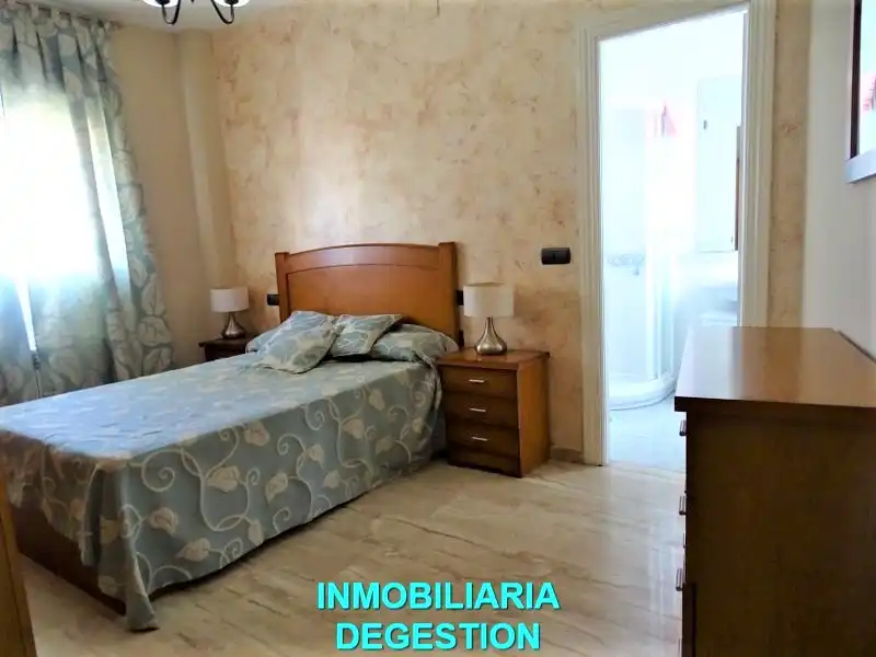 Habitación de Dúplex en venta en Linares con Aire acondicionado, Calefacción y Terraza
