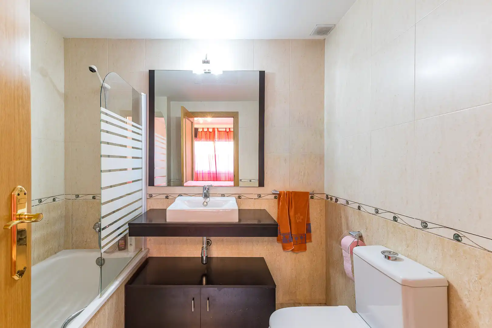 Bany de Apartament en venda en Sant Sadurní d'Anoia amb Calefacció, Jardí privat i Terrassa