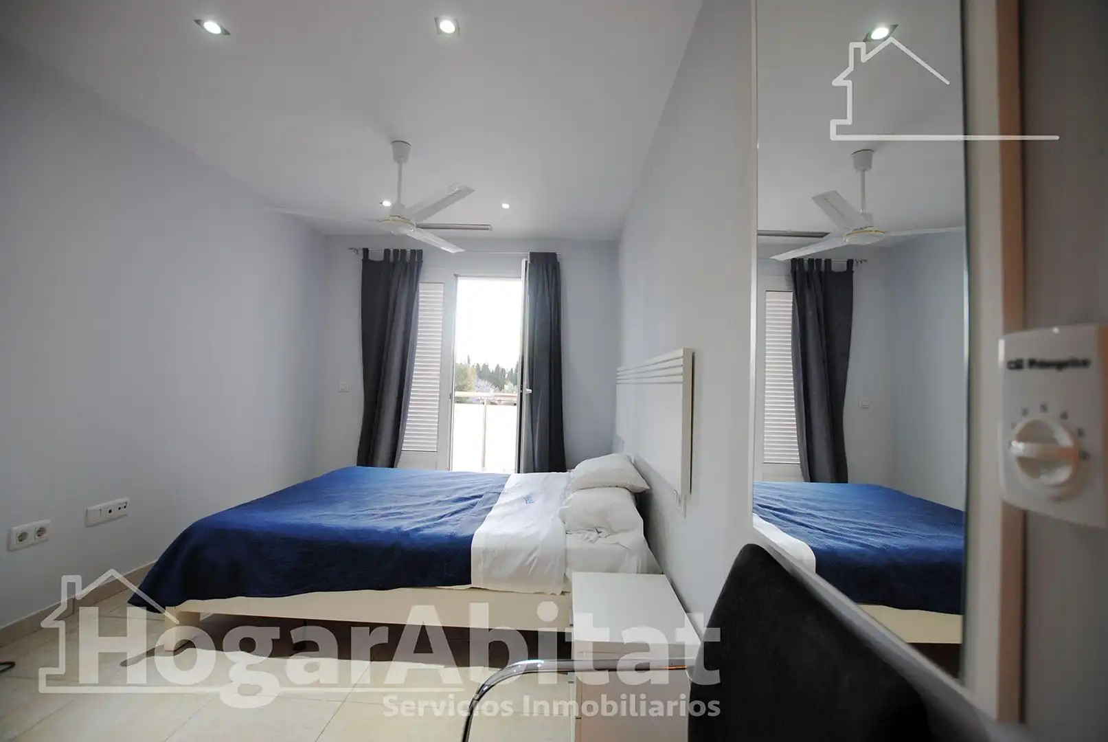 Schlafzimmer von Einfamilien-Reihenhaus zum Verkauf in Oliva mit Terrasse, Möbliert und Balkon