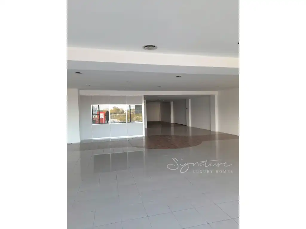 Local comercial en alquiler en Avenida Corts Catalanes 2, imagen 12