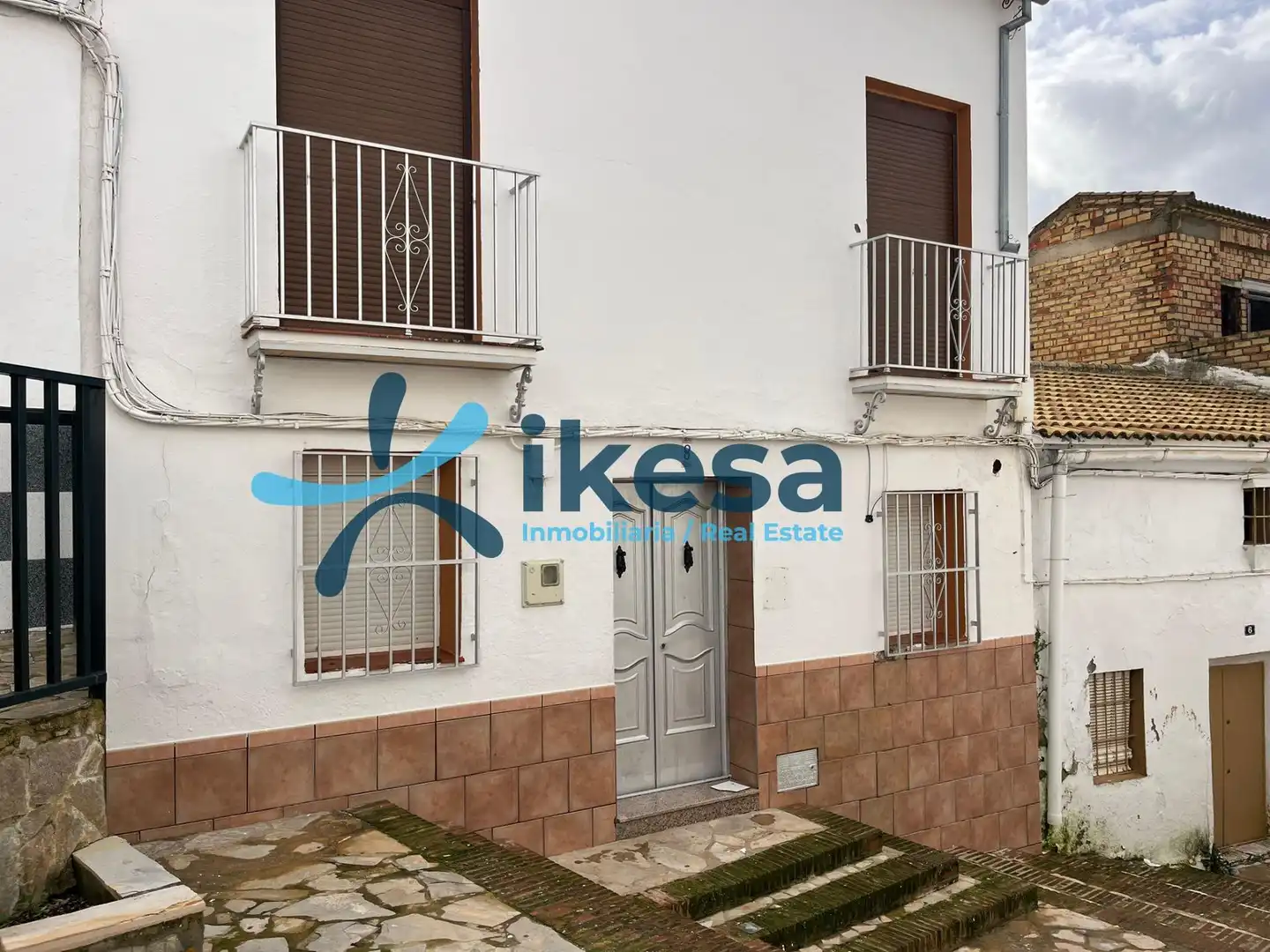 Vista exterior de Casa adosada en venta en Pruna, Sevilla