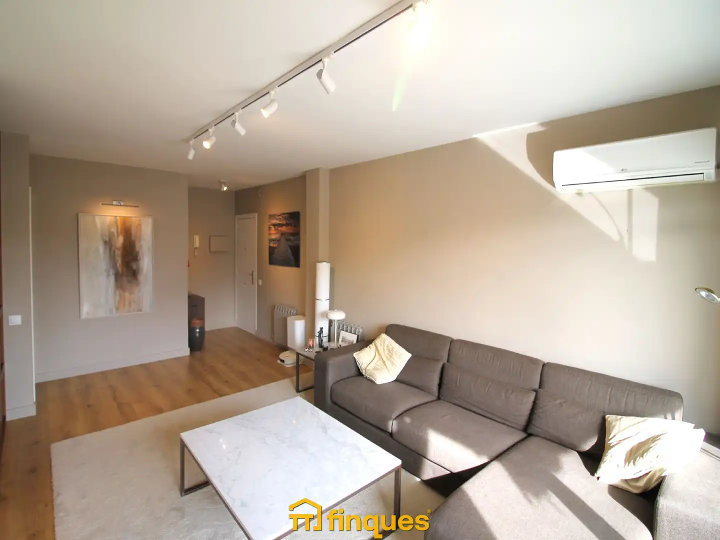 Sala de estar de Piso en venta en Mollet del Vallès con Aire acondicionado, Calefacción y Parquet