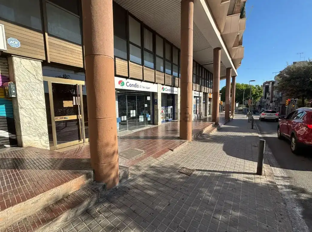 Local comercial en venda a Ronda de la Torrassa 69, imagen 3